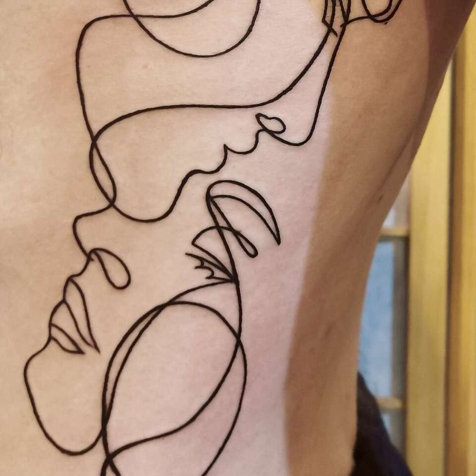 VI